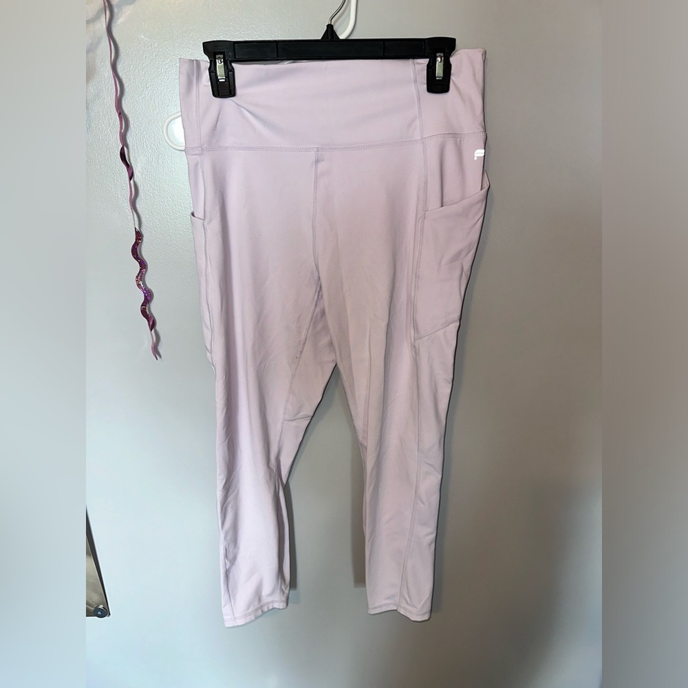 Fabletics Oasis Lavender 7/8 legging
